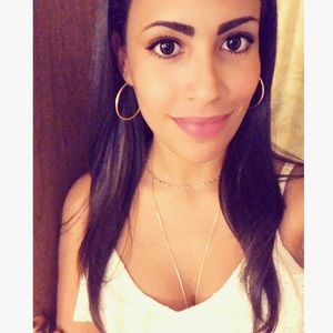 Meet your Posher, Suzette